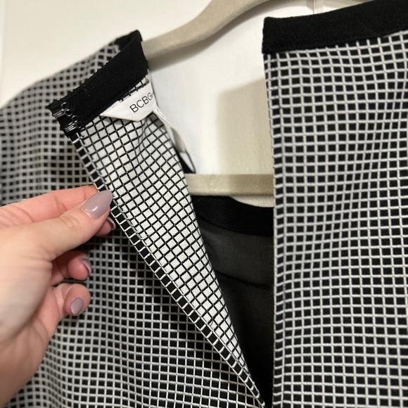NWT BCBGeneration Shift Dress - Picture 6 of 8